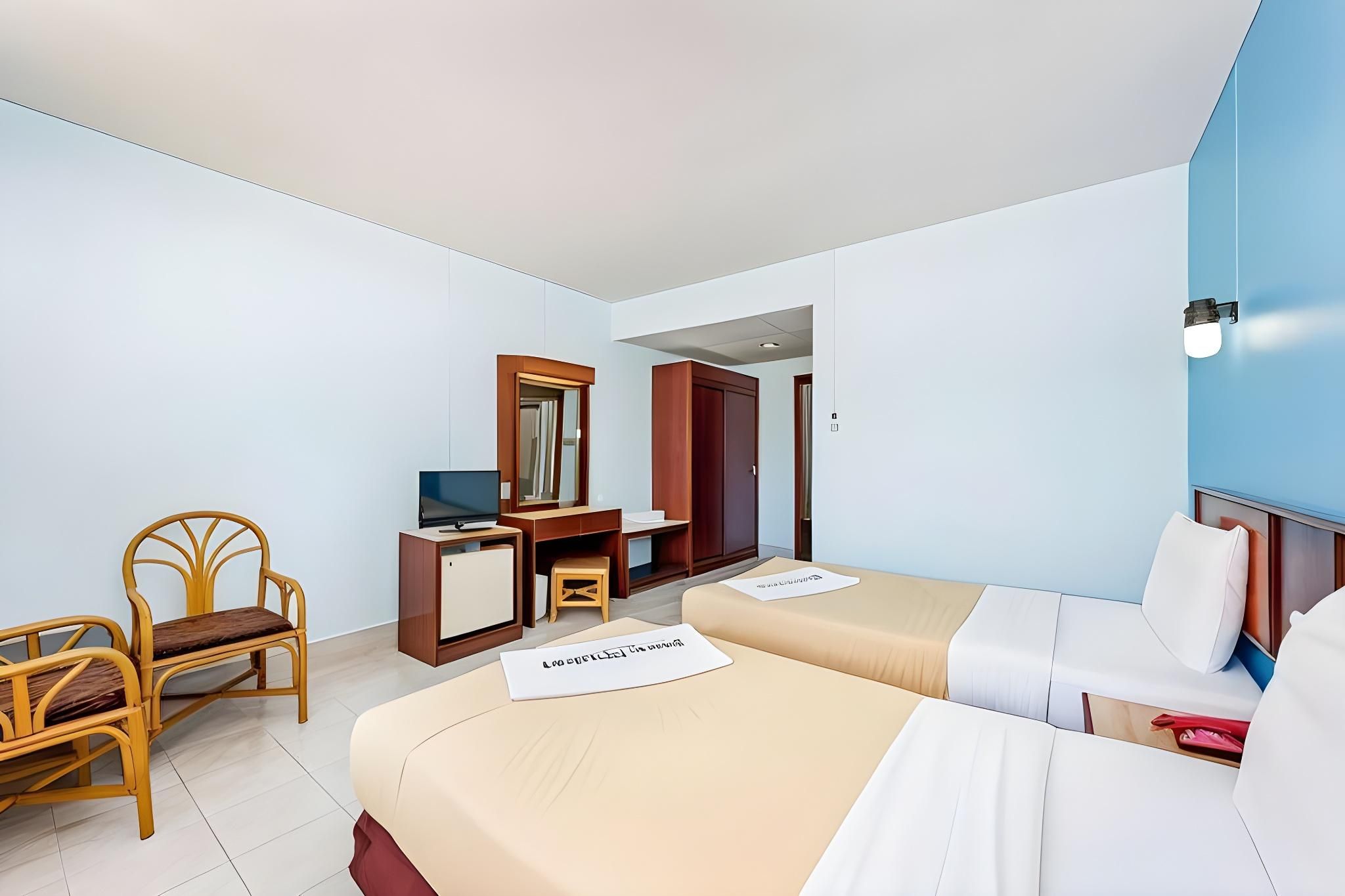 Pure Phuket Residence Standard Twin Room 2