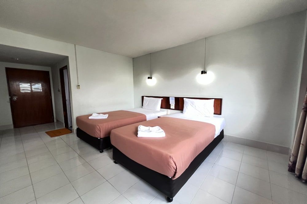 Pure Phuket Residence Standard Twin Room 4