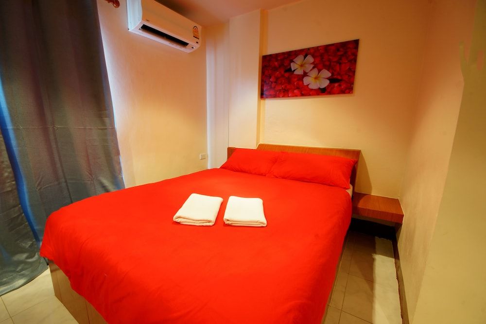 undefined Walking Street Guest House 4