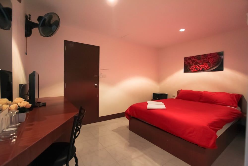 undefined Walking Street Guest House 8