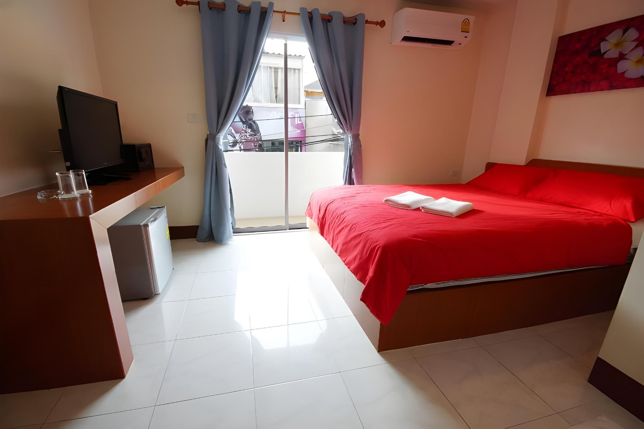 Standard Frontside Room