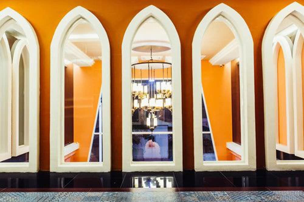 undefined Baron Zotel Bangkok 10