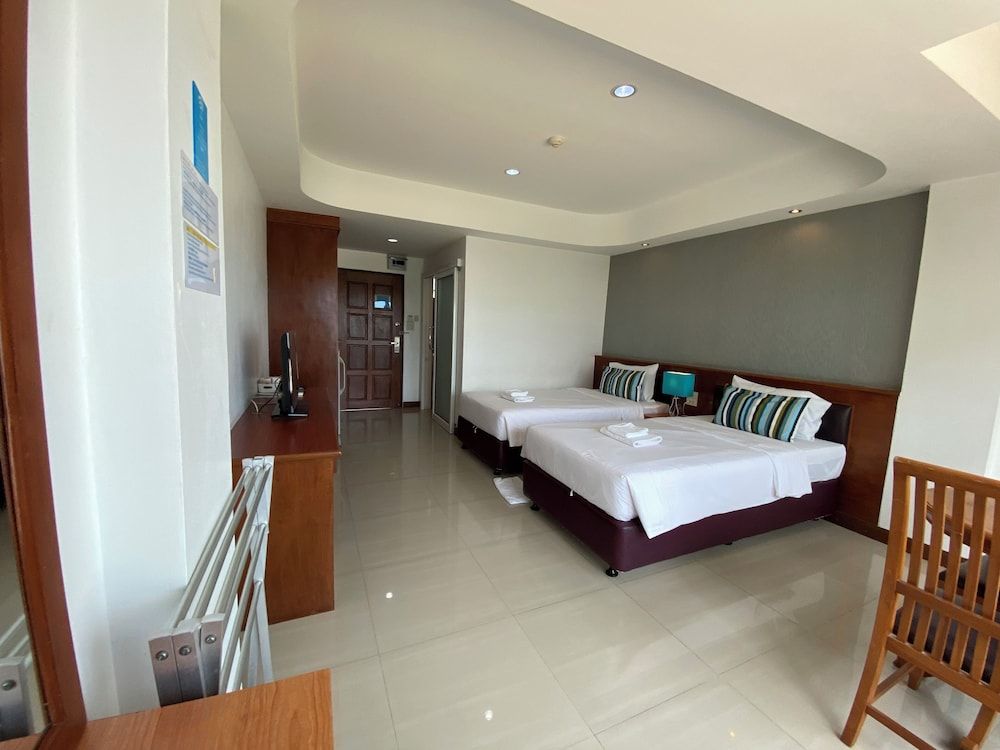 Standard Sea View Twin Room
