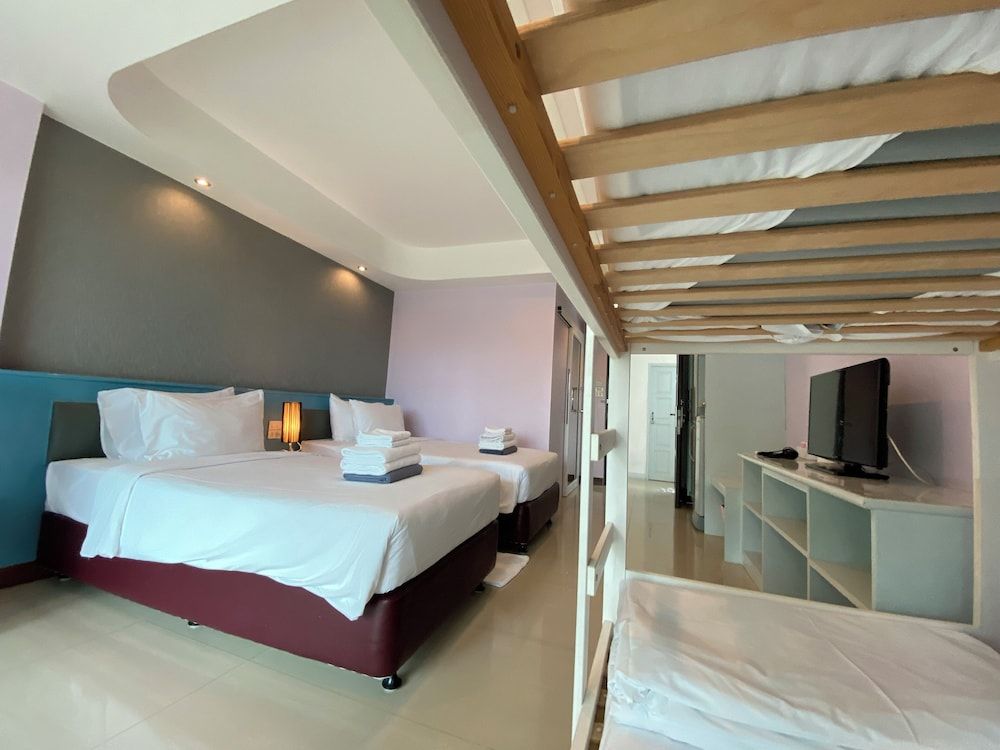 Grand Deluxe Sea View With Bunk Bed