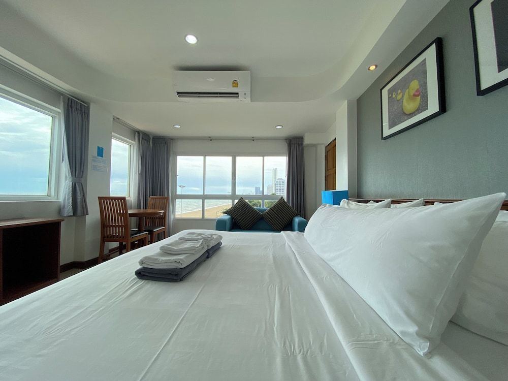 Deluxe Sea View