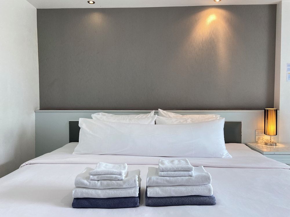 Grand Deluxe Sea View