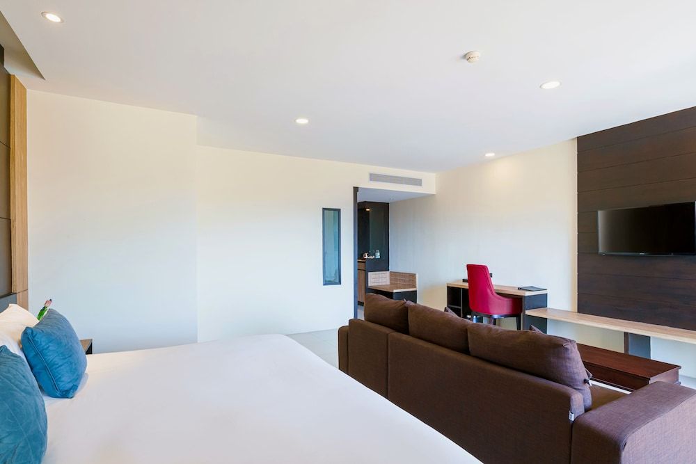 Grand Suite with Terrace and Partial View