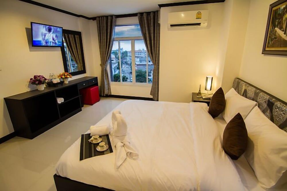 Leelawadee Grand Hotel Standard Room / Double Bed 7
