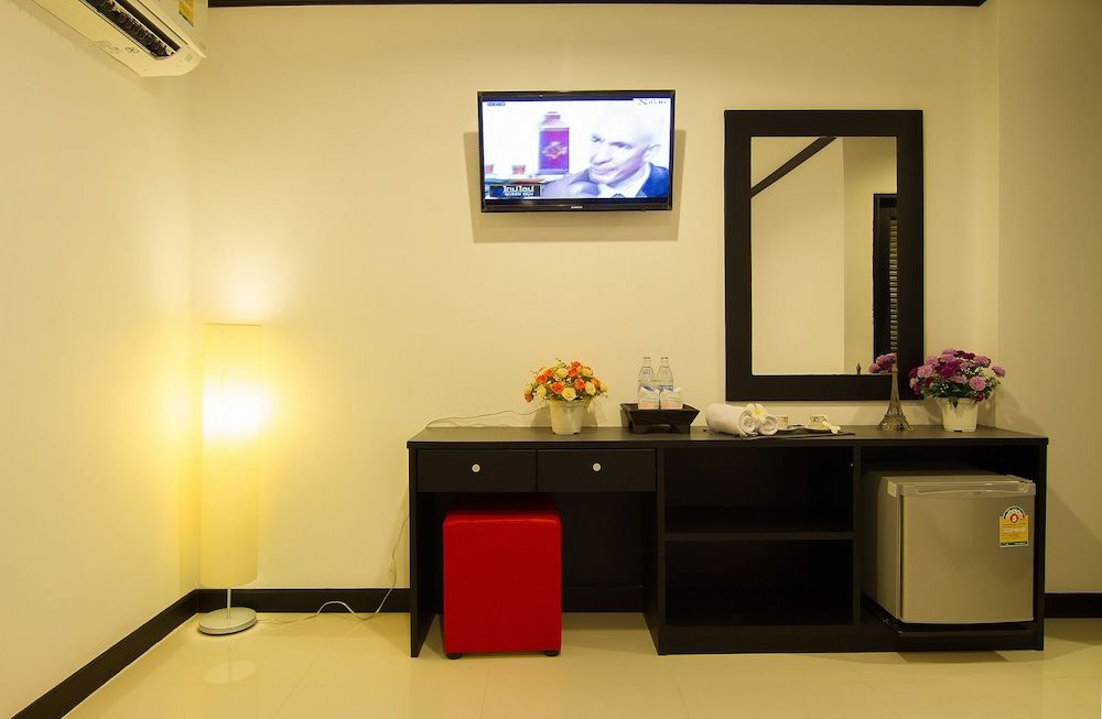 Leelawadee Grand Hotel Standard Room / Double Bed 13