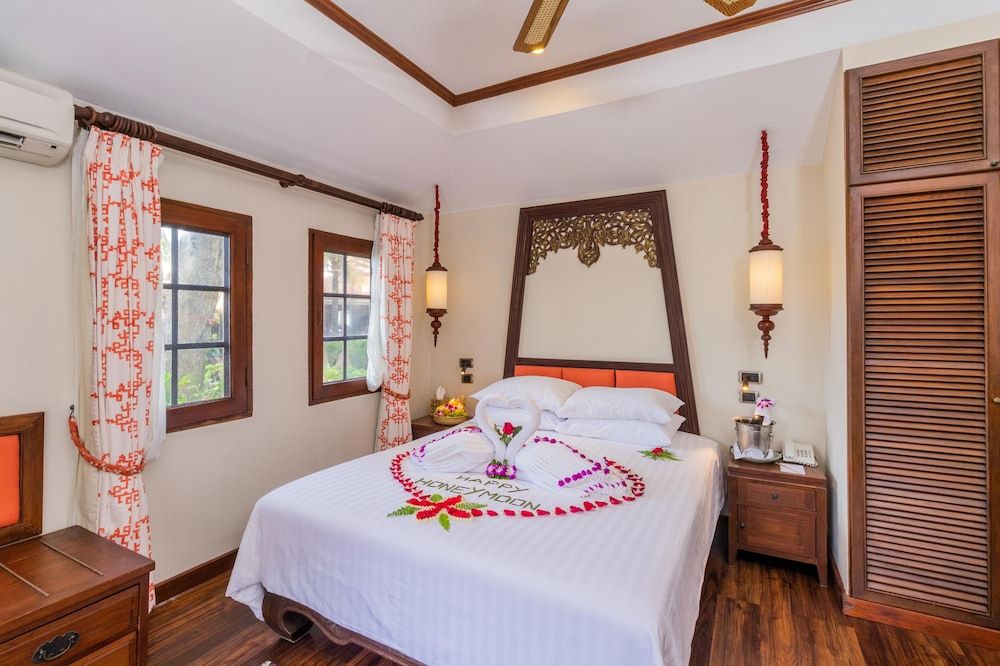 Anavana Beach Resort Deluxe Cottage 16