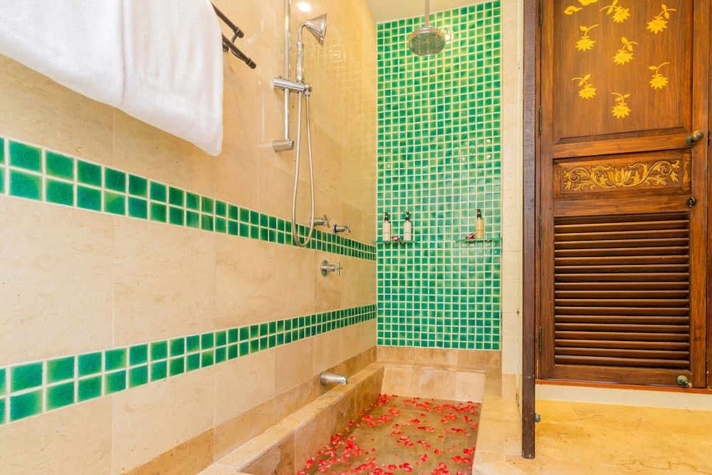 Anavana Beach Resort Deluxe Cottage 24