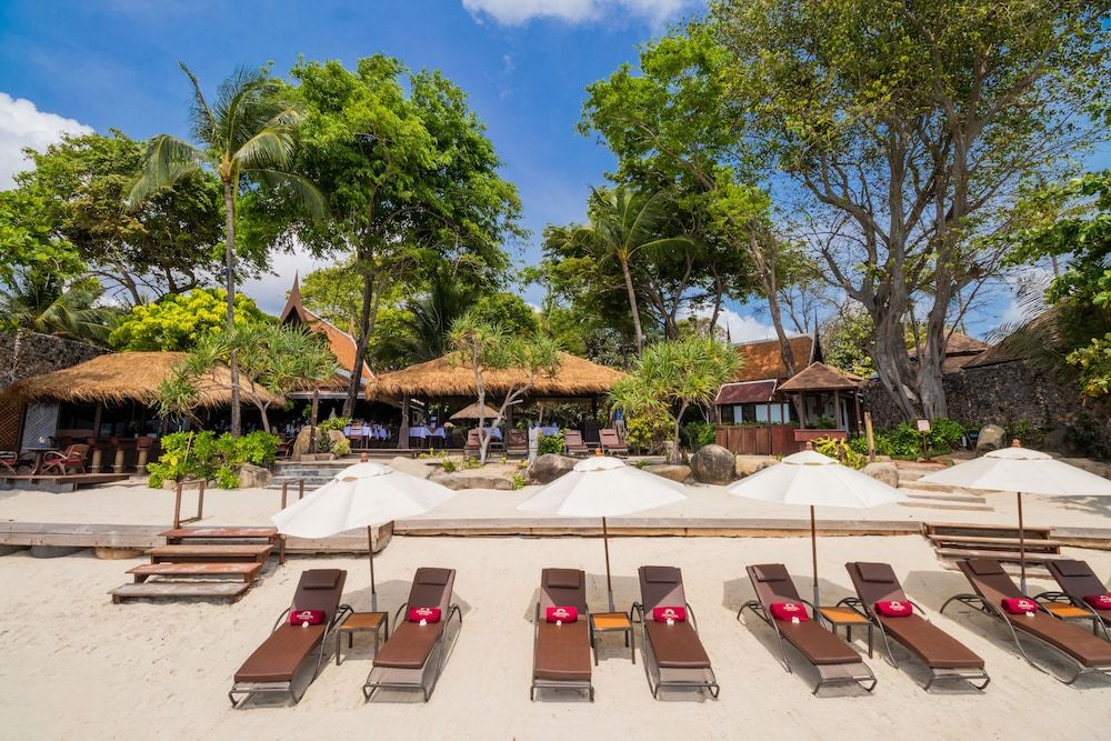 undefined Anavana Beach Resort 3