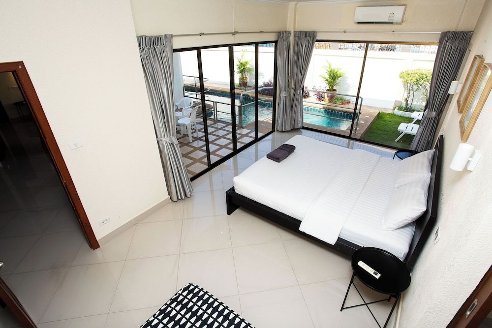 Magic Villa Pattaya Standard Villa, 2 Bedrooms, Private Pool 4