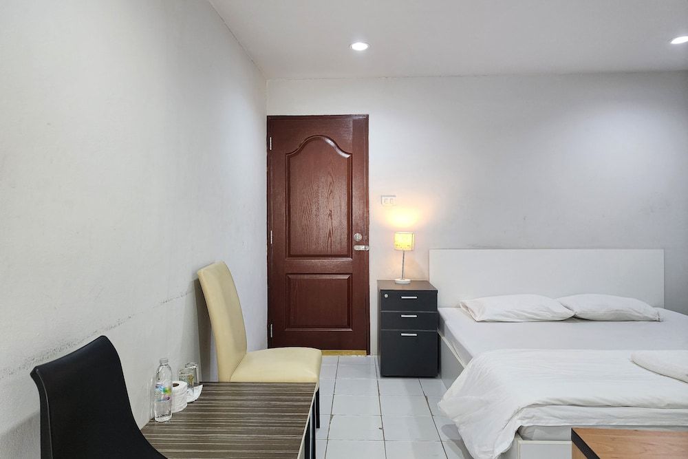 Freesia Guesthouse Suvarnabhumi Room 7