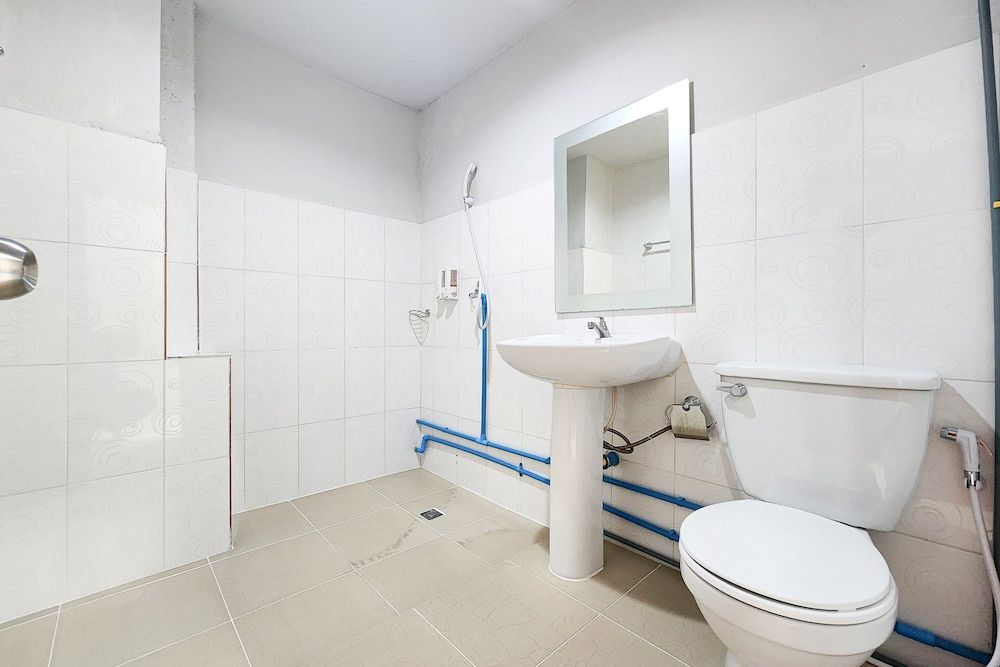 Freesia Guesthouse Suvarnabhumi Room 12