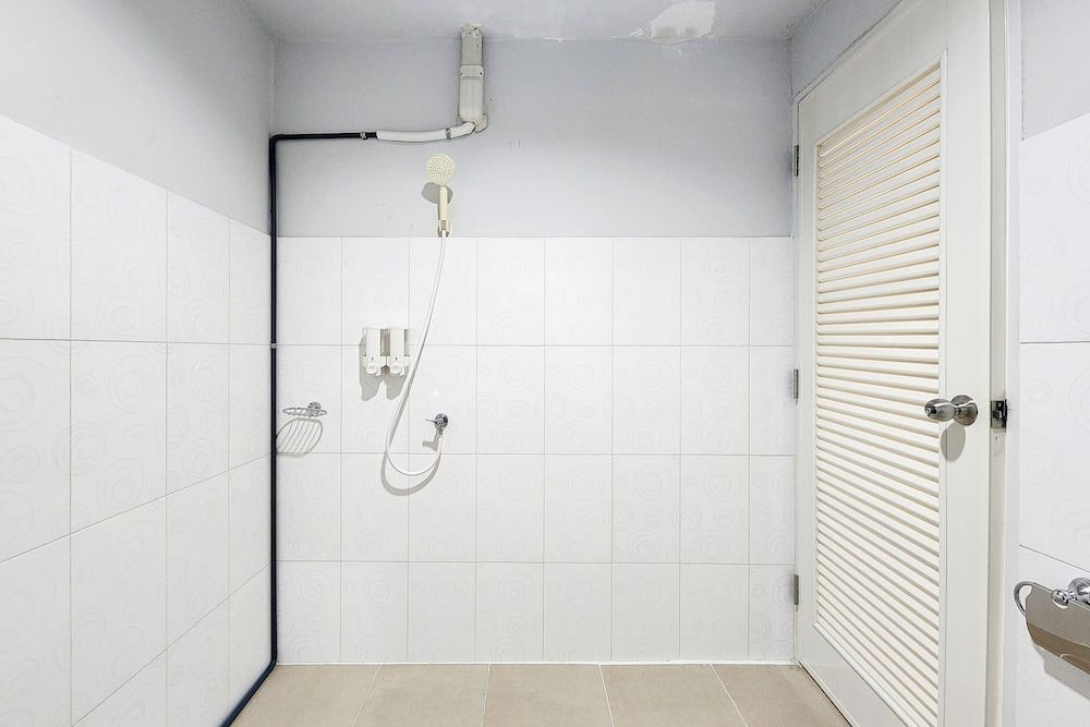 Freesia Guesthouse Suvarnabhumi Room 13