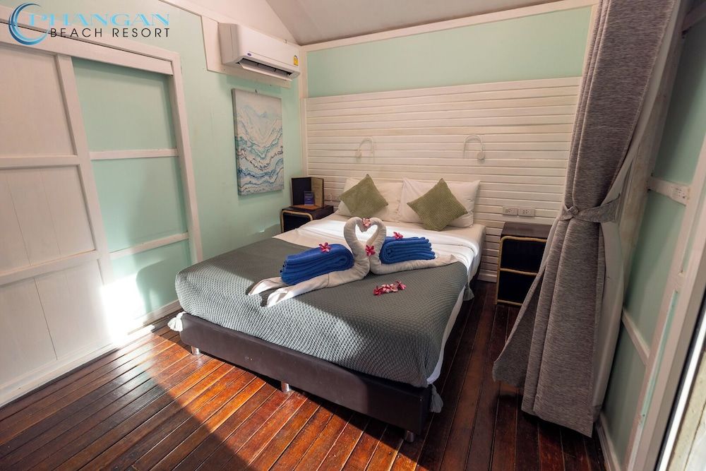 Phangan Beach Resort Panoramic Cabin, Balcony, Partial Ocean View