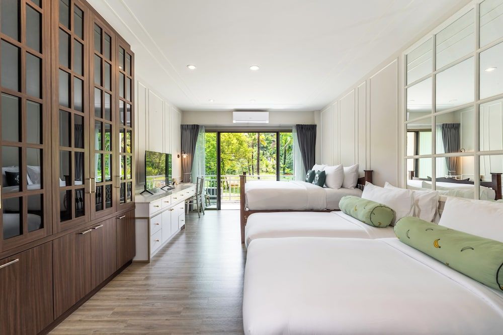 Blu Monkey Pooltara Krabi Hotel and Villas Deluxe Family