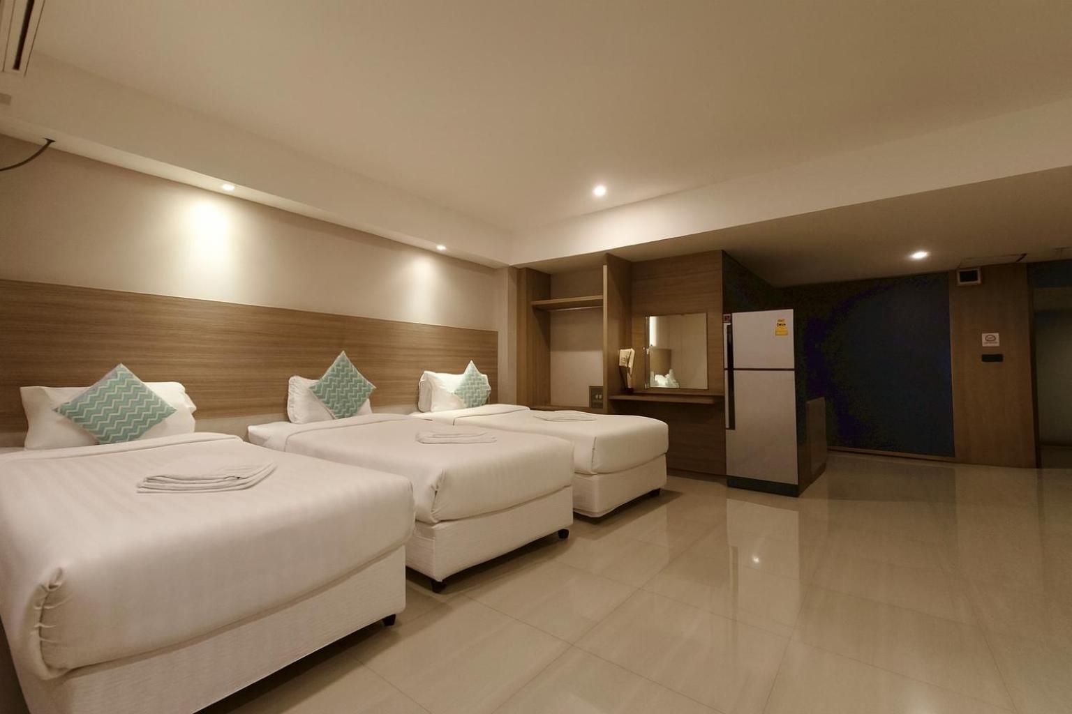 Triple Room