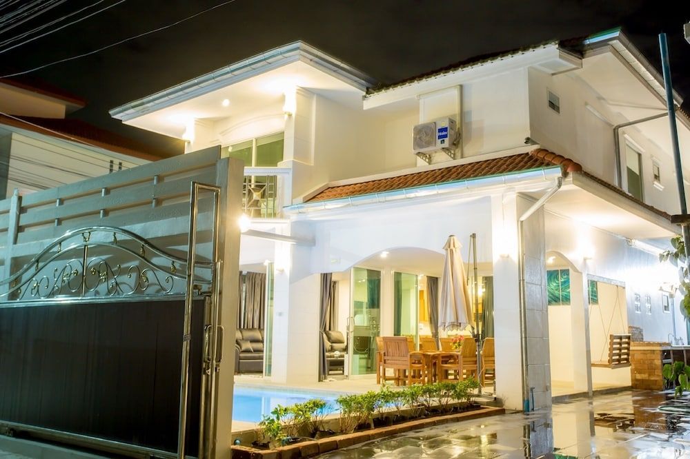 undefined Pattaya Pool Villa 4