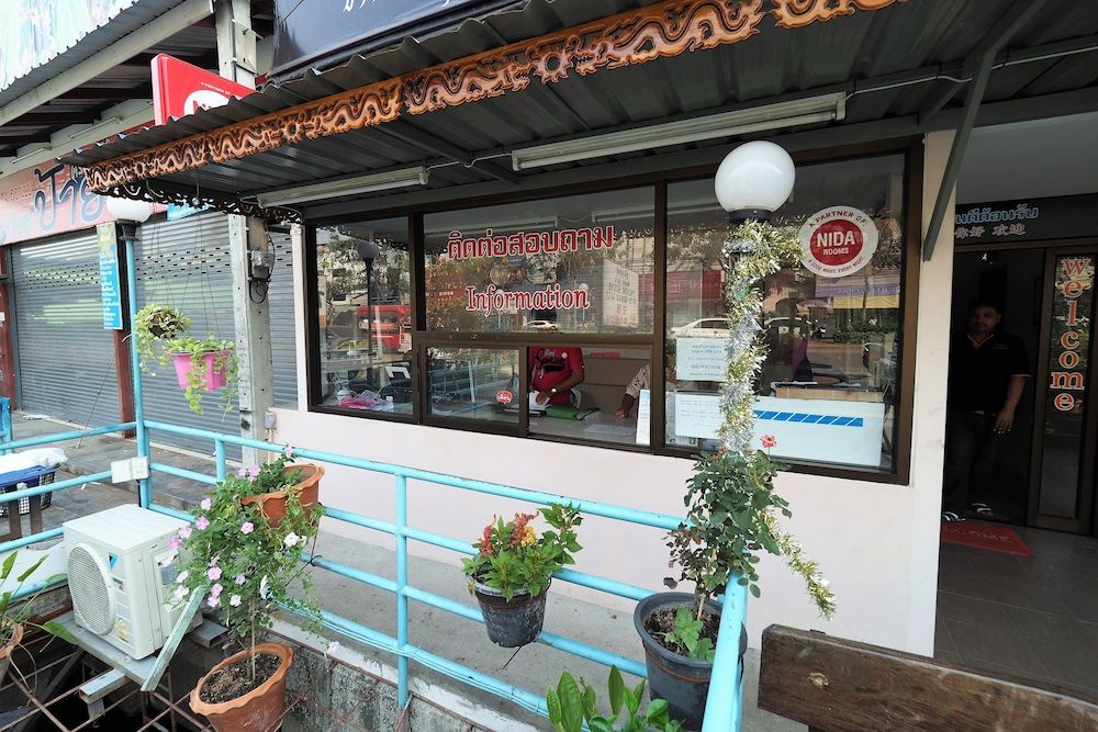 undefined Phoom House