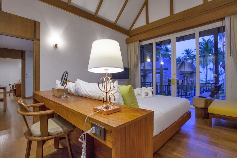 Koh Kood Paradise Beach Deluxe Family Villa 3