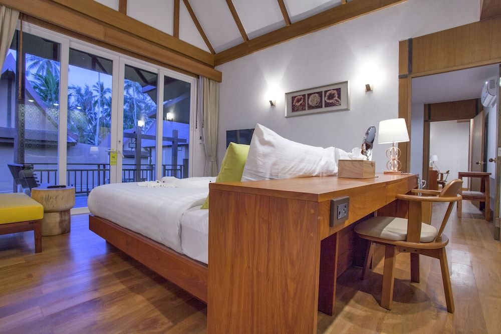 Koh Kood Paradise Beach Deluxe Family Villa