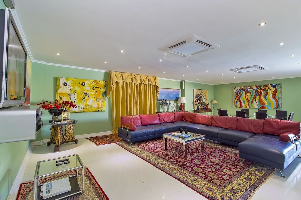 undefined Sharrow Bay 5