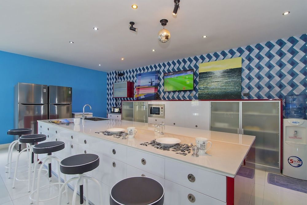 Sharrow Bay 8 Bedrooms Private Pool Villa 11