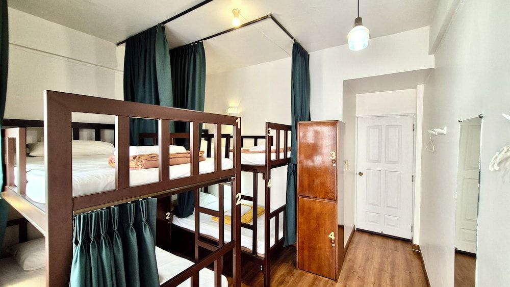 Mixed Dorm 4Beds
