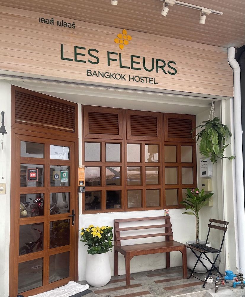 undefined Les Fleurs Bangkok Hostel 2