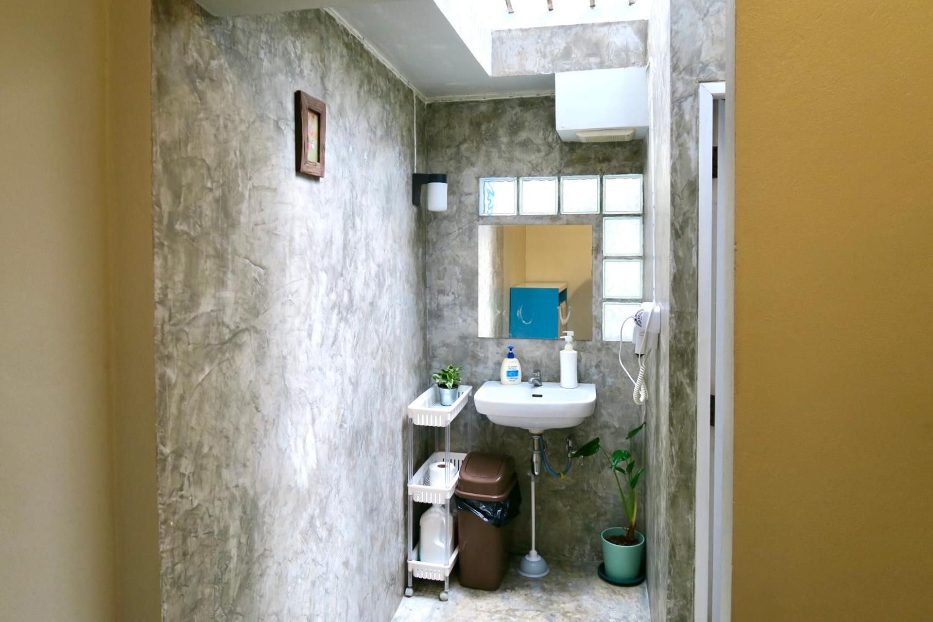 undefined Les Fleurs Bangkok Hostel 8