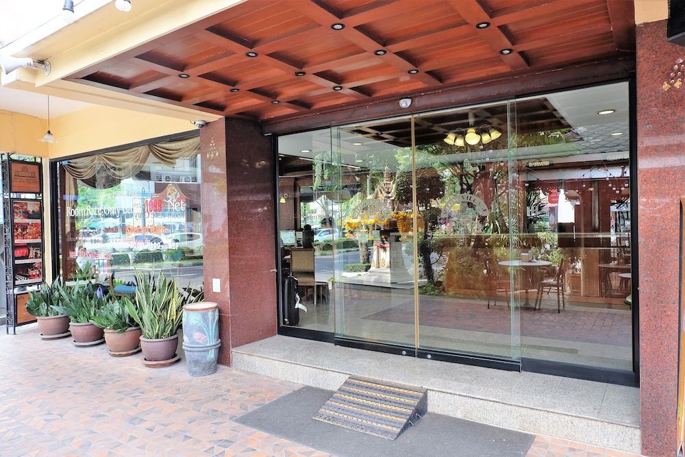 undefined Silom Village Inn 6