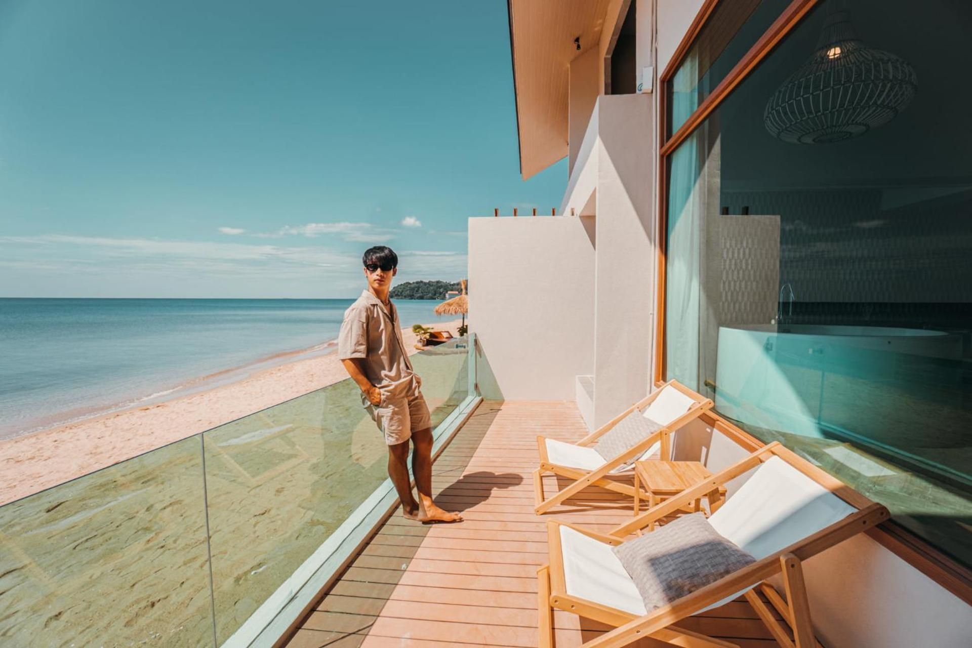 Honeymoon Suite, Beachfront, Jacuzzi