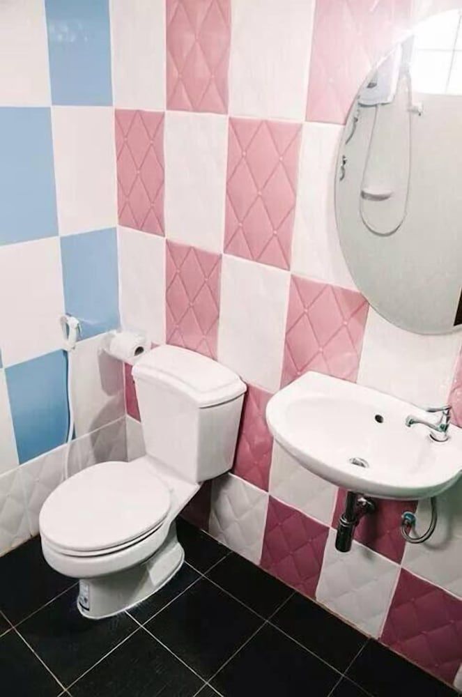 Saithong House XXSuite 11