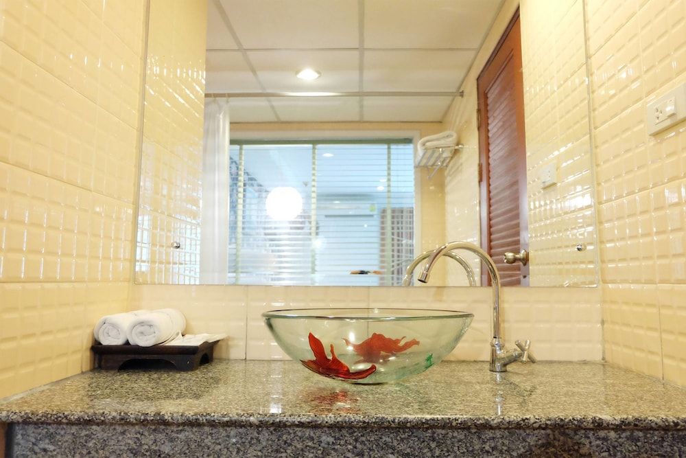 Grand Hill Resort and Spa Deluxe Double Room 14