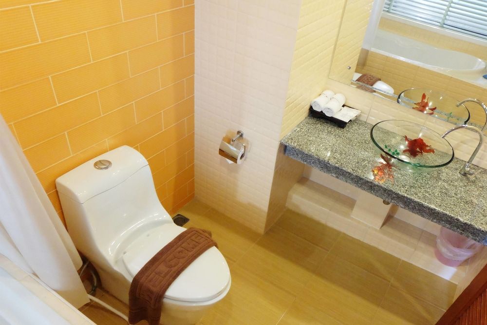 Grand Hill Resort and Spa Deluxe Double Room 13