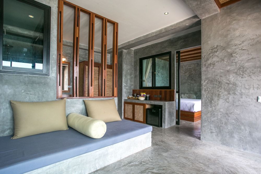 Sai Daeng Resort Junior Room, 1 King Bed, Beach View, Beachfront 6