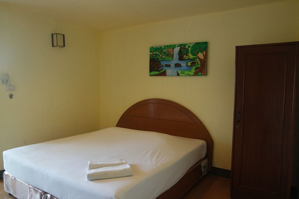 Chaam Villa Sun Hotel Standard Room 3