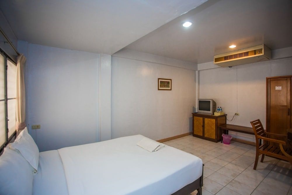 Chaam Villa Sun Hotel Standard Room 12