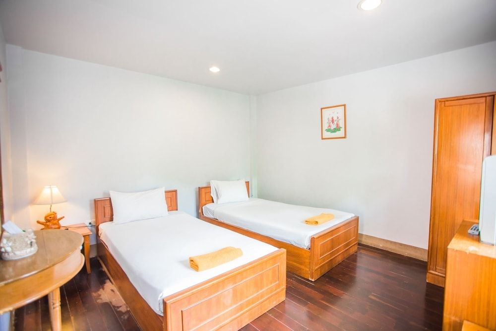 Chaam Villa Sun Hotel Standard Room 13