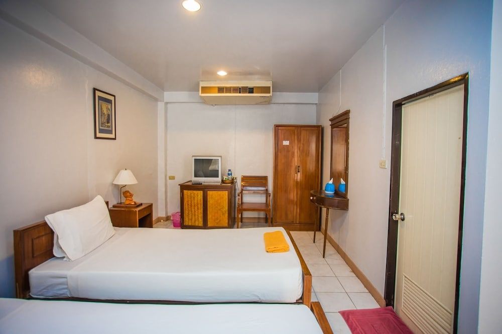 Chaam Villa Sun Hotel Standard Room 18