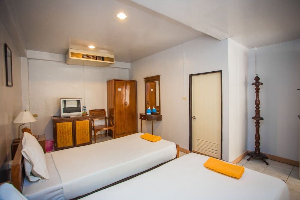 Chaam Villa Sun Hotel Standard Room 15