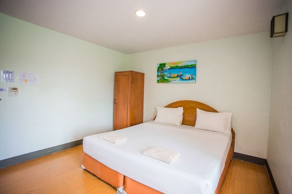 Chaam Villa Sun Hotel Standard Room 23