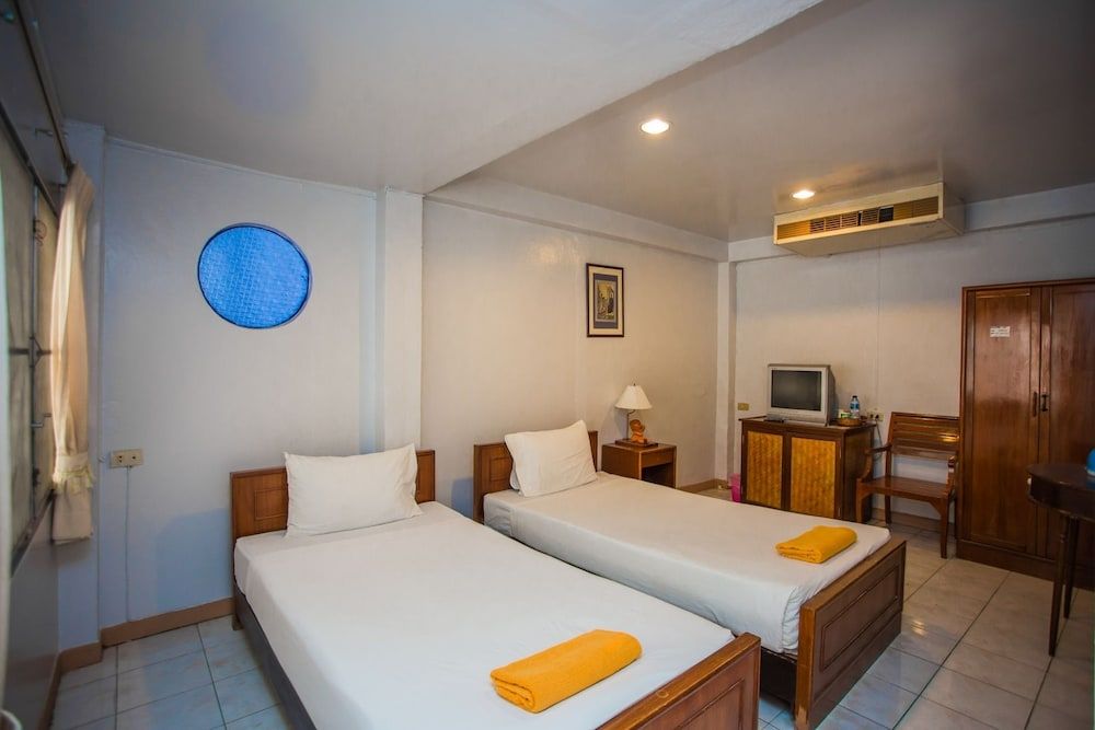 Chaam Villa Sun Hotel Standard Room 11