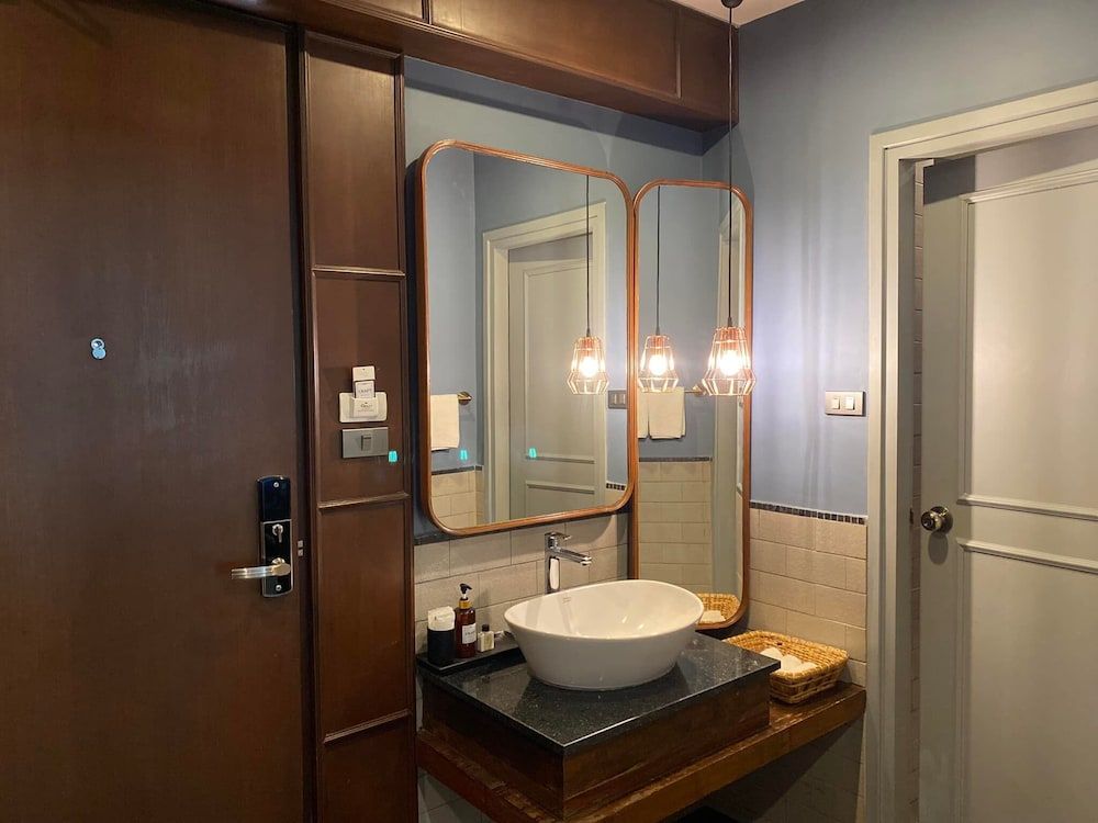 The Craft Nimman Family Triple Room 19