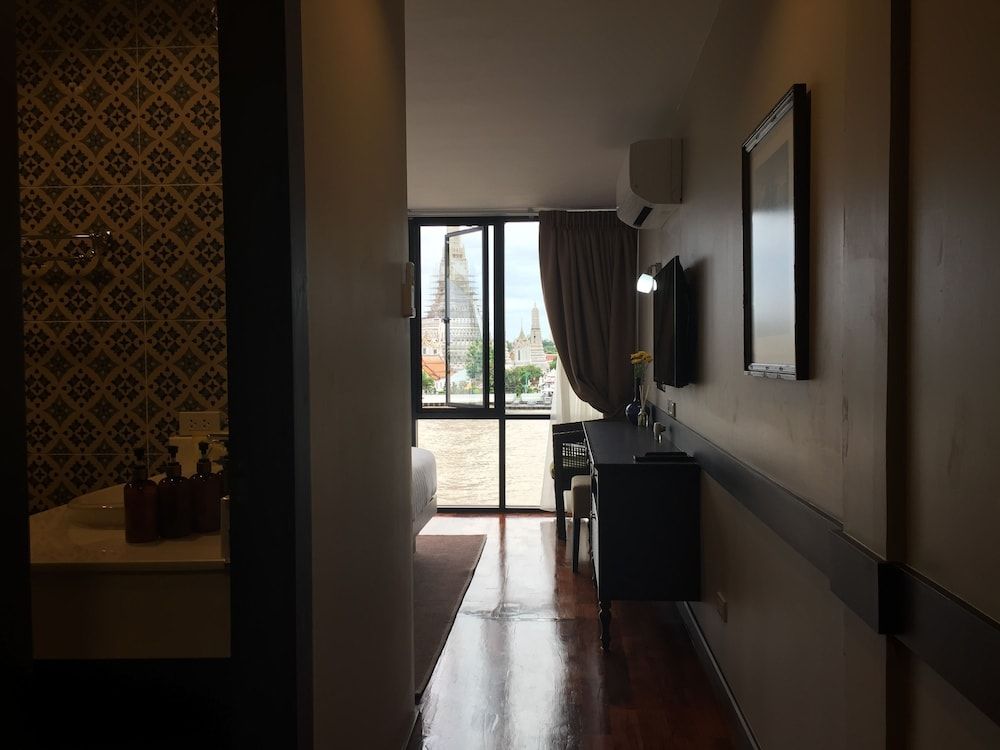 Sala Arun Deluxe Room, 1 Double Bed, River View, Tower 8