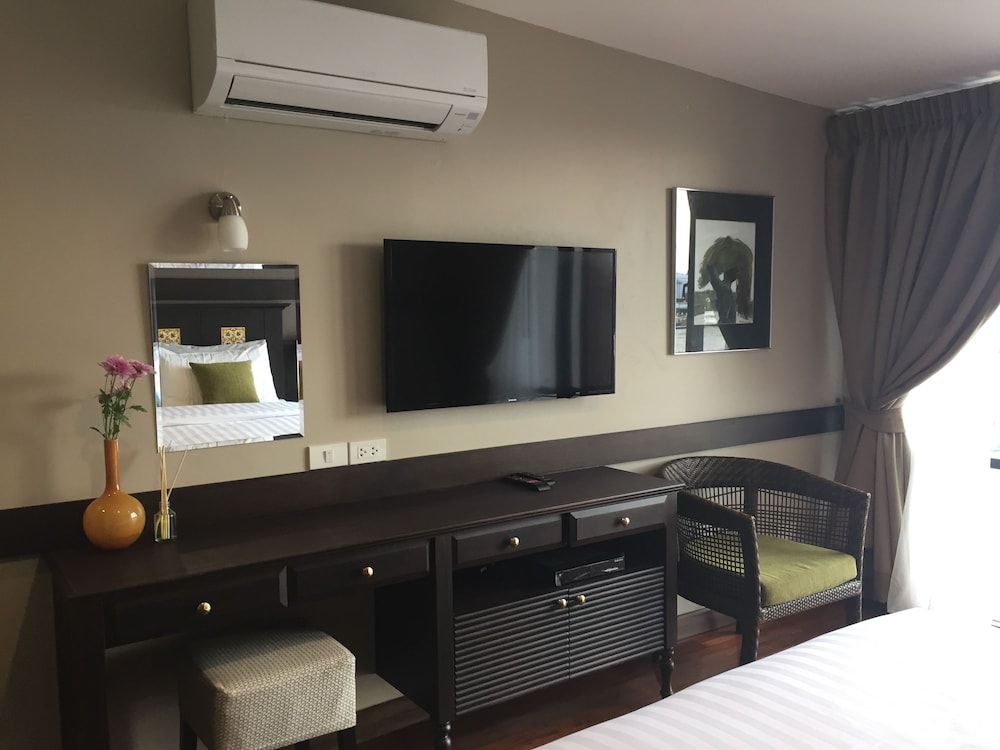 Sala Arun Deluxe Room, 1 Double Bed, River View, Tower