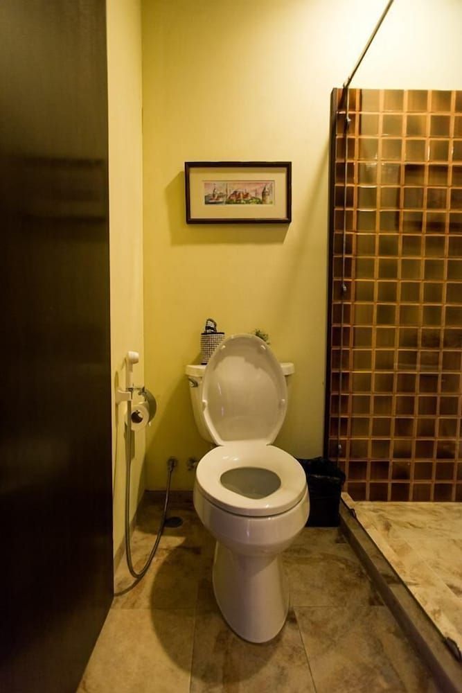 Sala Arun Standard Double Room, Terrace, City View 7