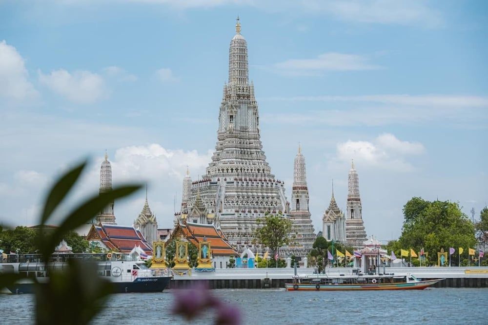 Sala Arun Deluxe Room, 1 Double Bed, River View, Tower 5